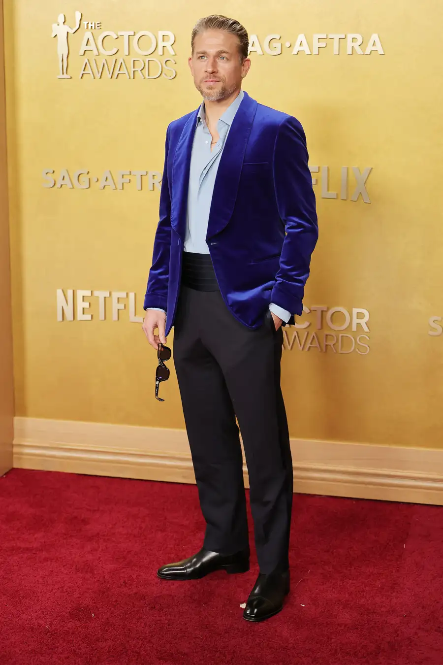 Charlie Hunnam Red Carpet Arrival SAG Screen Actors Guild Awards Actor Awards