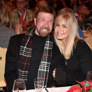 Chuck-Norris-and-Gena-OKelley-GettyImages-1187300520