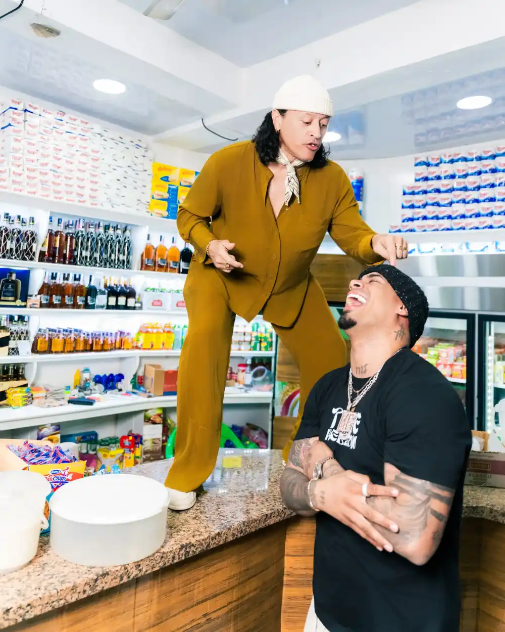 Michael Flores y Elvis Crespo