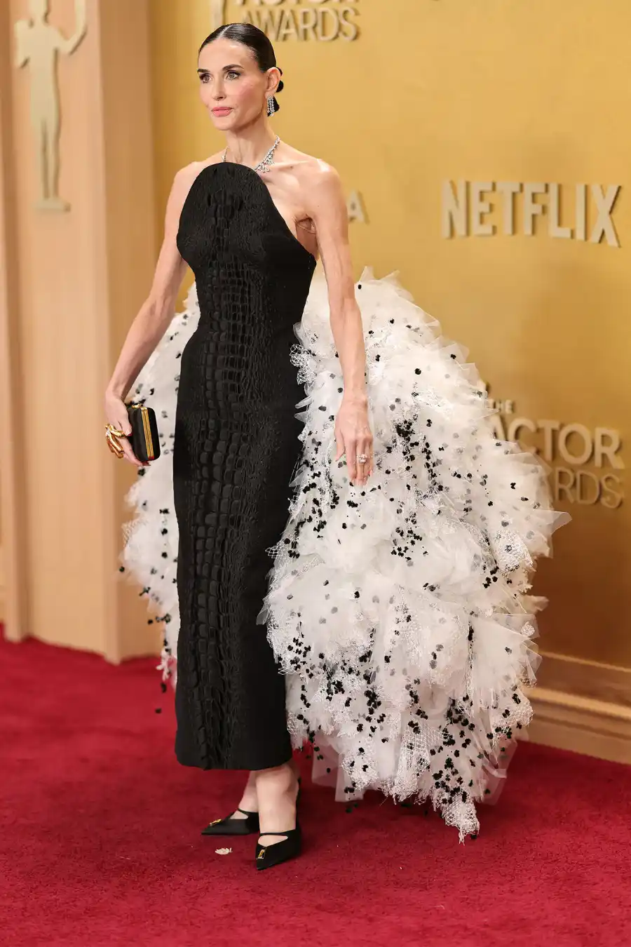 Demi Moore Red Carpet Arrival SAG Screen Actors Guild Awards Actor Awards