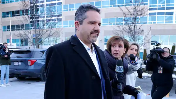 Dr Derrick Todd Physician Arrested After Being Accused of Rape