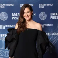 Drew Barrymore Bio Pic GettyImages-2208738915