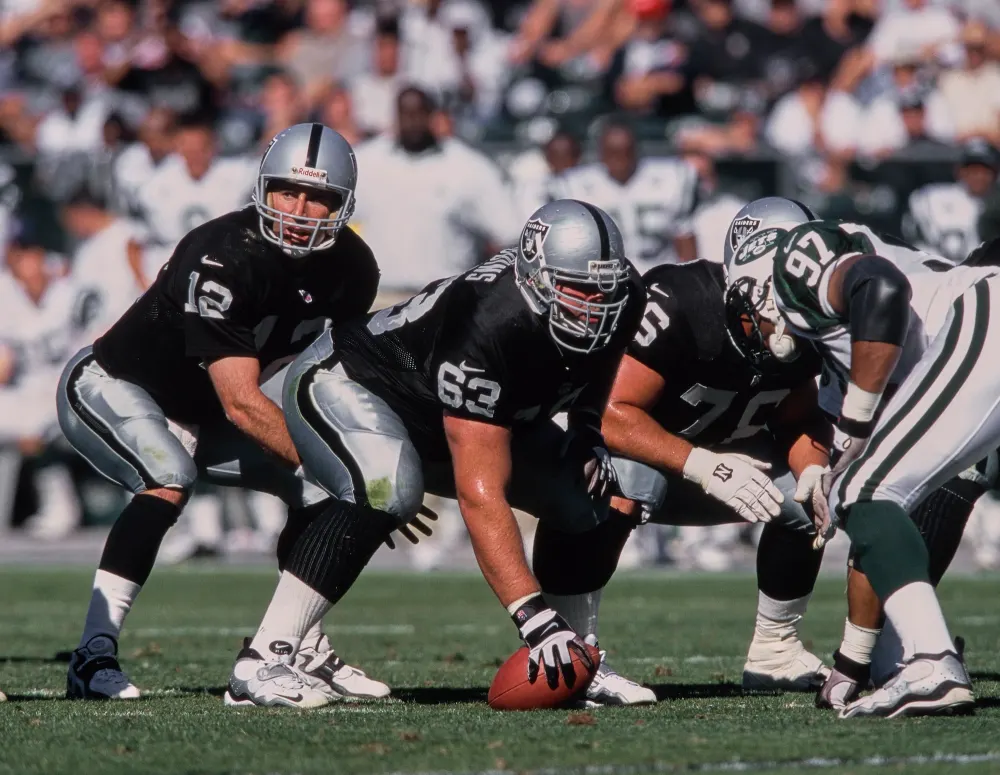 Ex Raiders Star Barret Robbins Dead at 52 Teammate Confirms GettyImages-2200861862