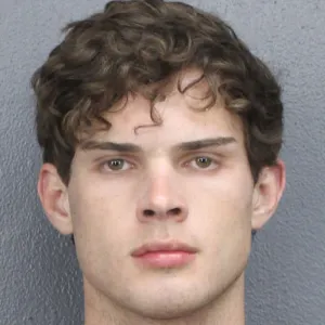 Feature Braden Eric Peters Mugshot