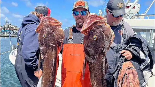 Feature Deadliest Catch Deckhand Todd Meadows Fell Overboard on Fishing Vessel