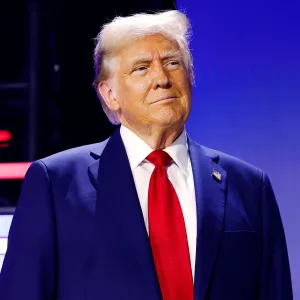 Feature Donald Trump Recalls John F Kennedy Jr and his wife Carolyn Bessette Kennedy Going to Mar a Lago