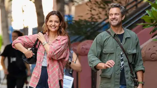 Feature Joshua Jackson Teases the Spark Between Him and Katie Holmes in Their New Film Happy Hours