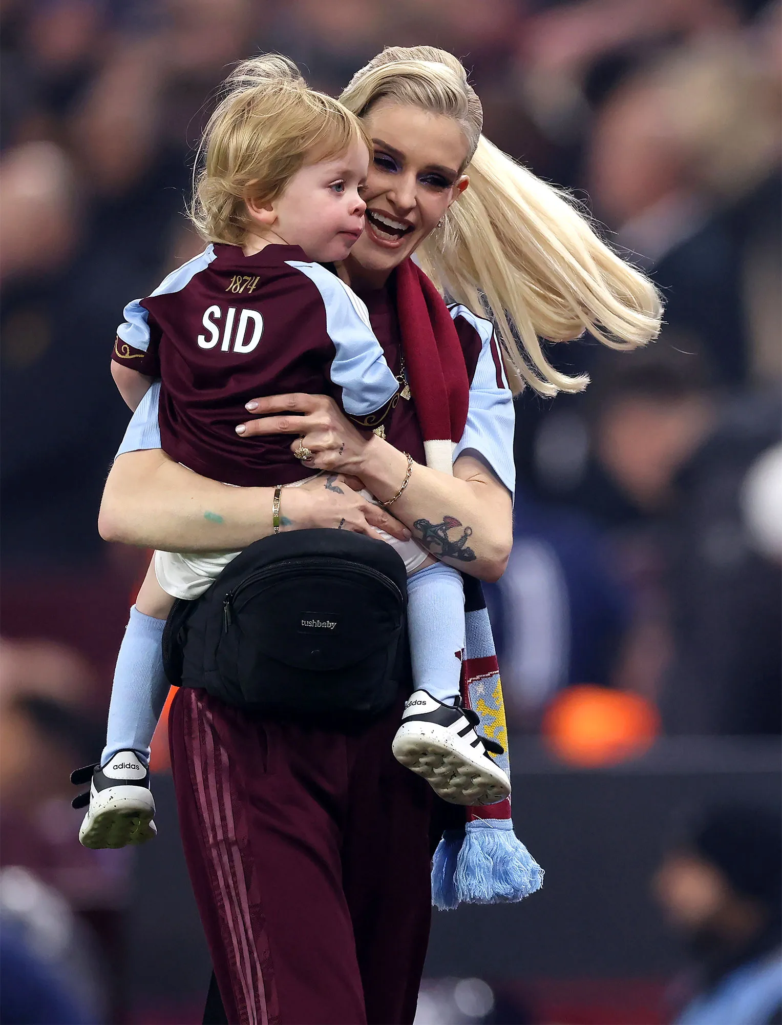 Feature Kelly Osbourne Reveals Son Sidney Has Conjunctivitis