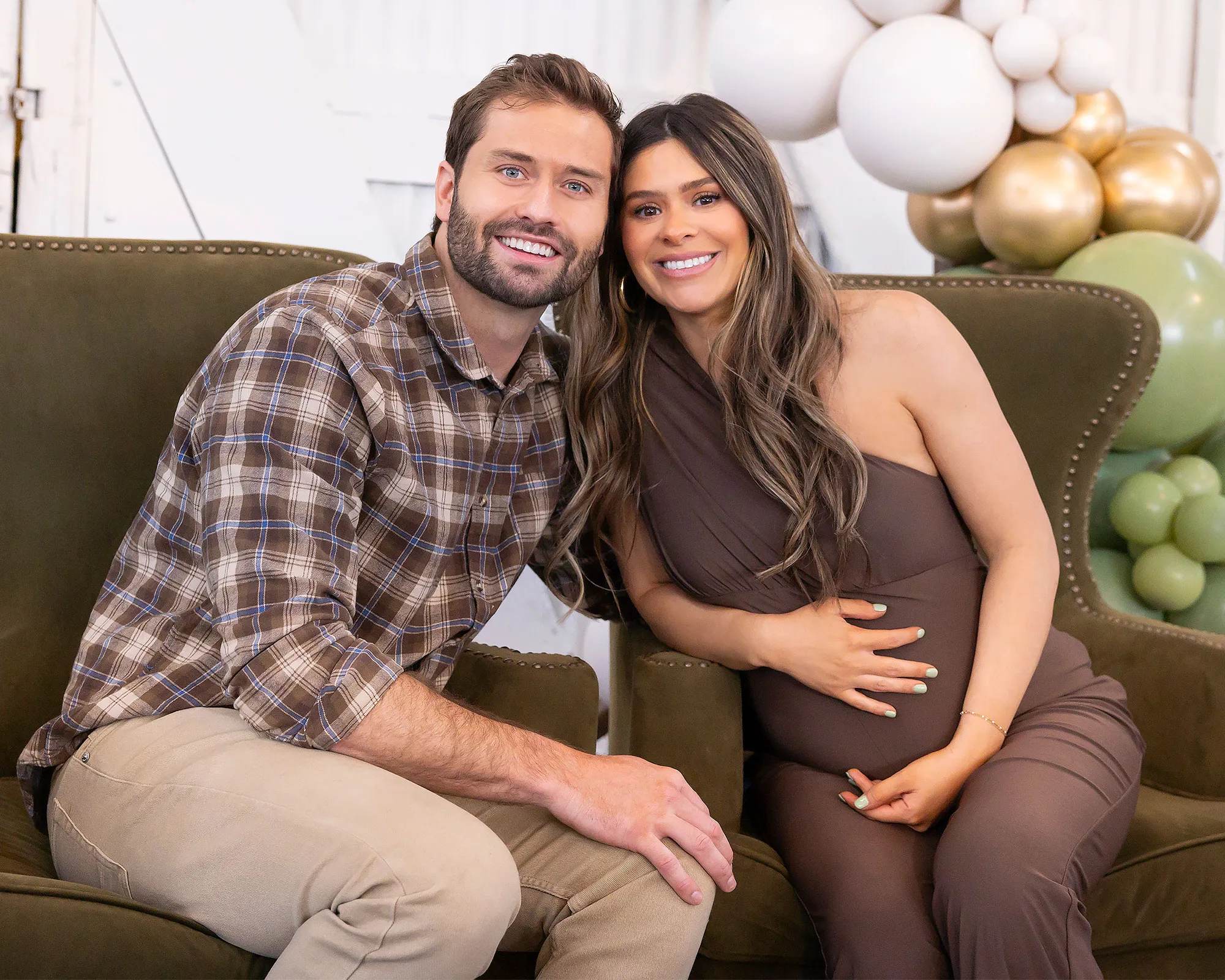 Feature Taylor Frankie Paul and Dakota Mortensen Ex Neighbor Details Mormon Wives Stars Parenting StyleTaylor Frankie Paul and Dakota Mortensen