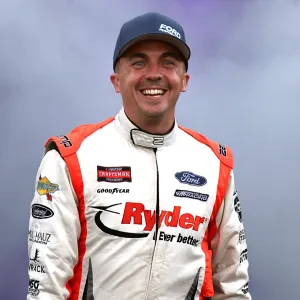 Frankie Muniz Says He Hates Hearing Actors Talk Wonders Do I Sound Like Such a Tool