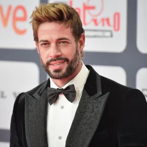William Levy responde a reportes sobre posible desahucio de su casa en Florida.