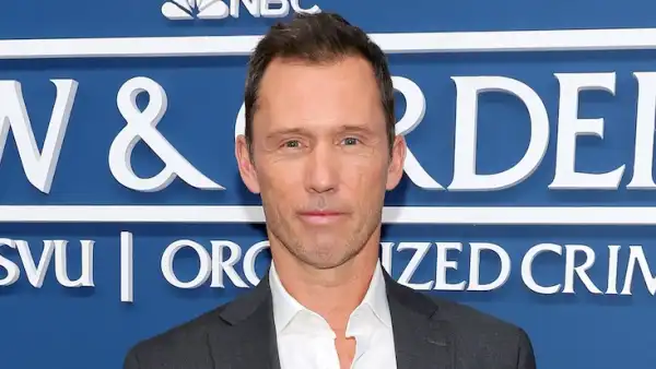 'Burn Notice' Star Jeffrey Donovan Talks Leaving Hollywood for Colorado
