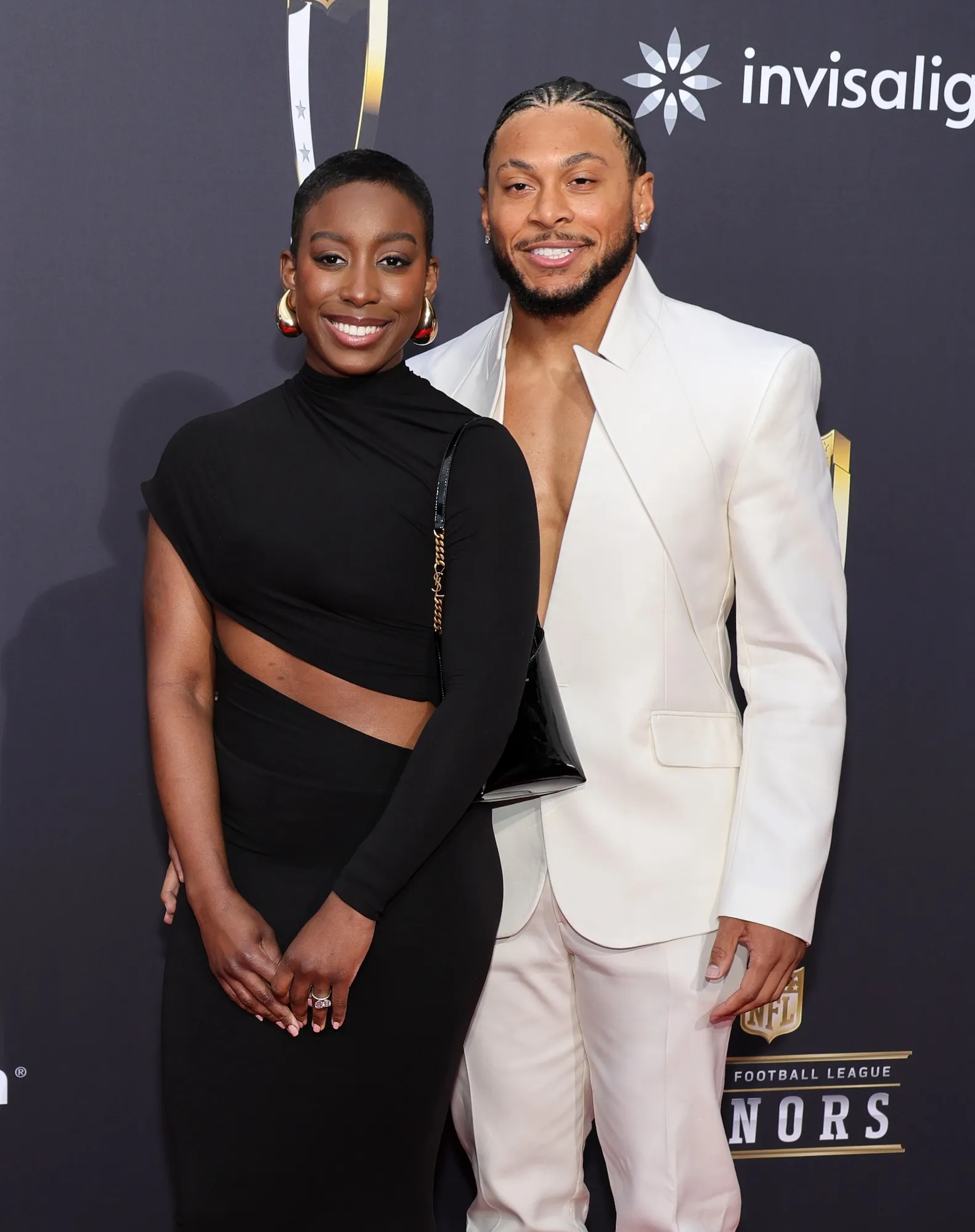 Fiancee of NFL Star Antoine Winfield Jr Helped Save Woman in Car Crash