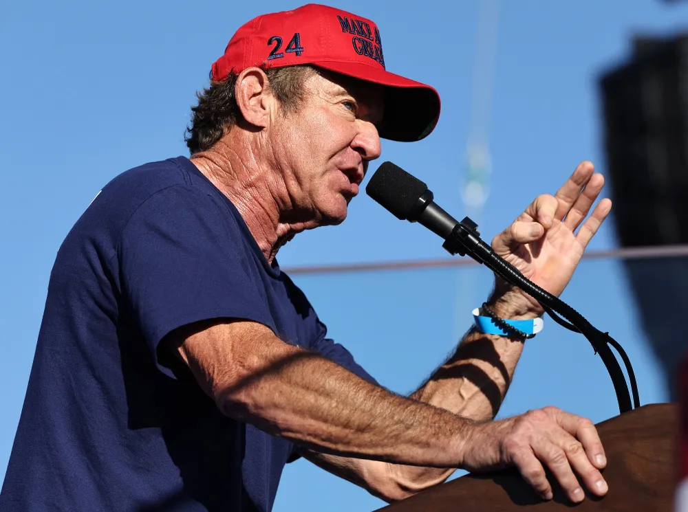 Dennis Quaid Calls Out Hollywood's 'Double Standard' Over President Trump Support