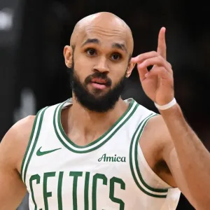 GettyImages-2181621259 Derrick White 2024