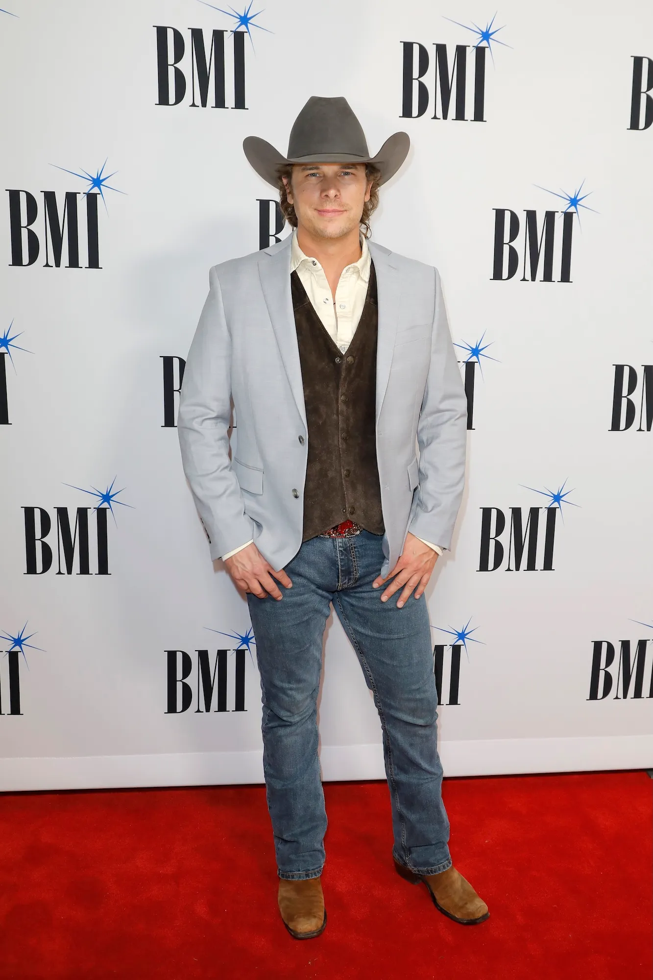 GettyImages-2185652802 Randall King Pauses Tour to Seek Help for Mental Health