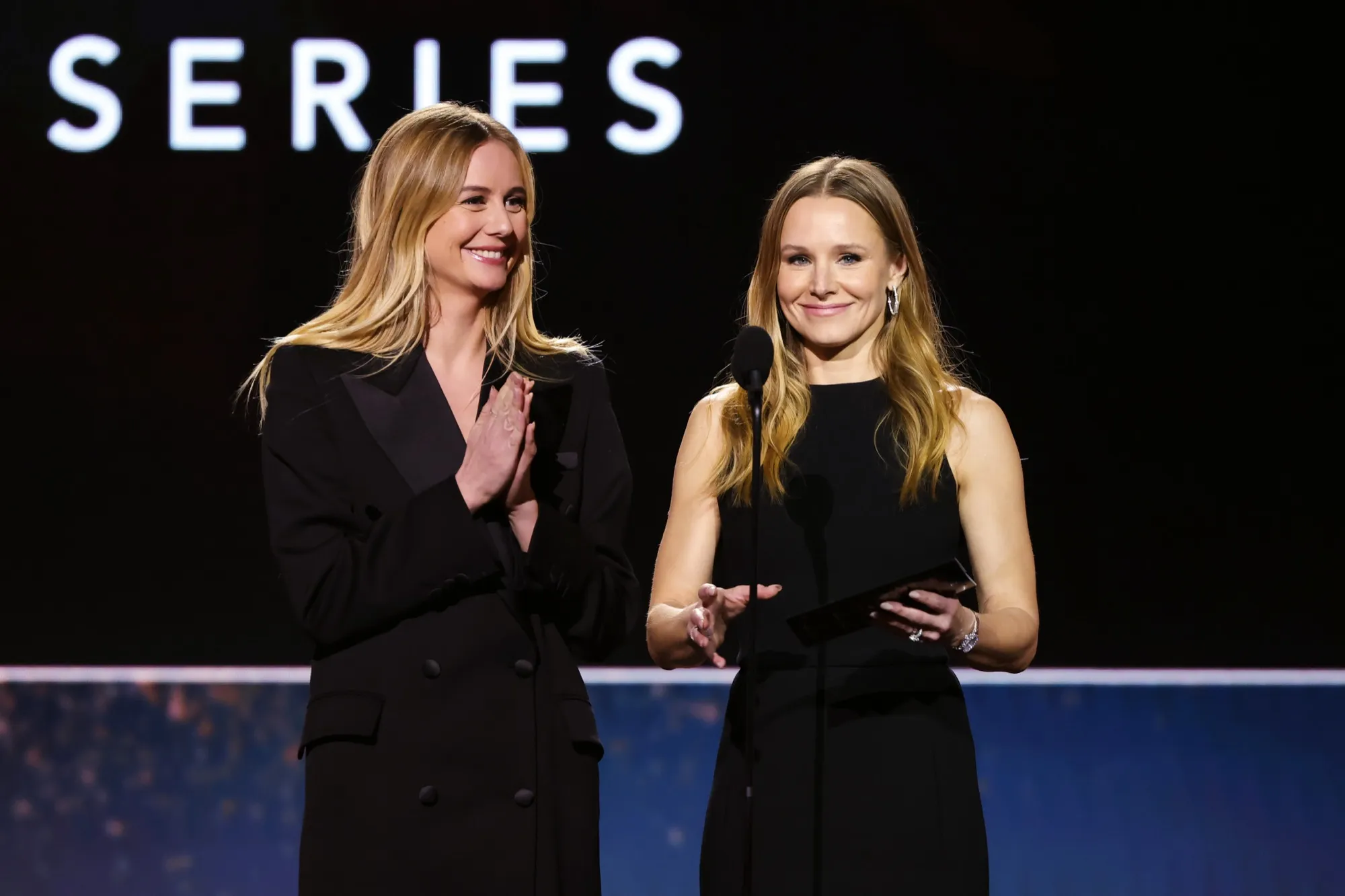 GettyImages-2198268960-kristen-bell-justine-lupe