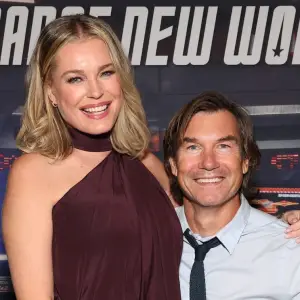 Jerry O'Connell Jokes Wife Rebecca Romijn Only Touches Him When High
