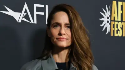Amanda Peet Shares How Her 3 Kids Reacted to Her Breast Cancer Diagnosis