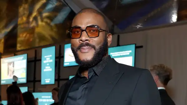 Tyler Perry Reportedly Seen Giving Money to TSA Agents in Atlanta Airport Amid Government Shutdown