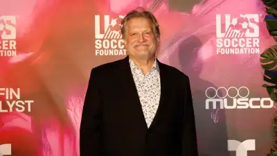 Drew Carey Says He Went Jogging and to Dinner With Girlfriend While Having a Heart Attack