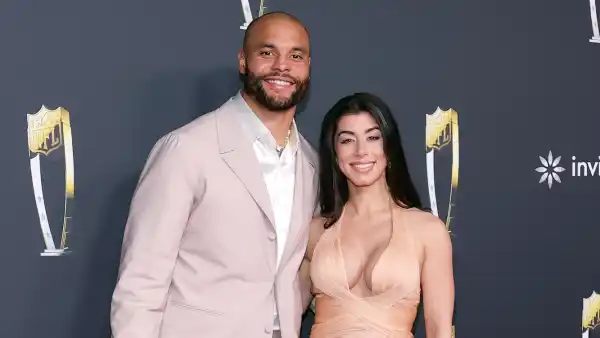 Cowboys QB Dak Prescotts Fiancee Confirms Split Just Weeks Before Wedding