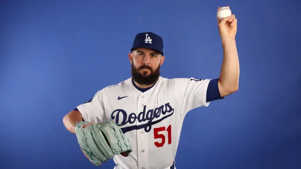 GettyImages-2262495535-alex-vesia