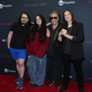 GettyImages-2266317574-al-pacino-kids