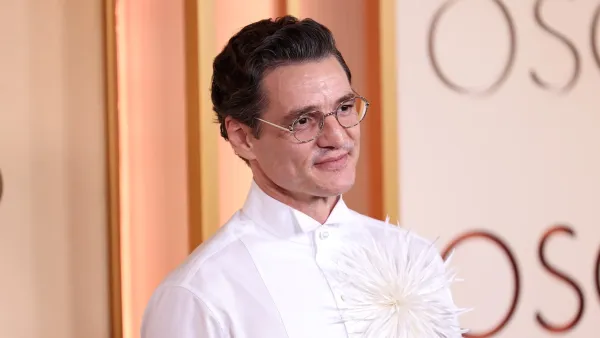 Pedro Pascal Goes Clean Shaven at 98th Academy Awards