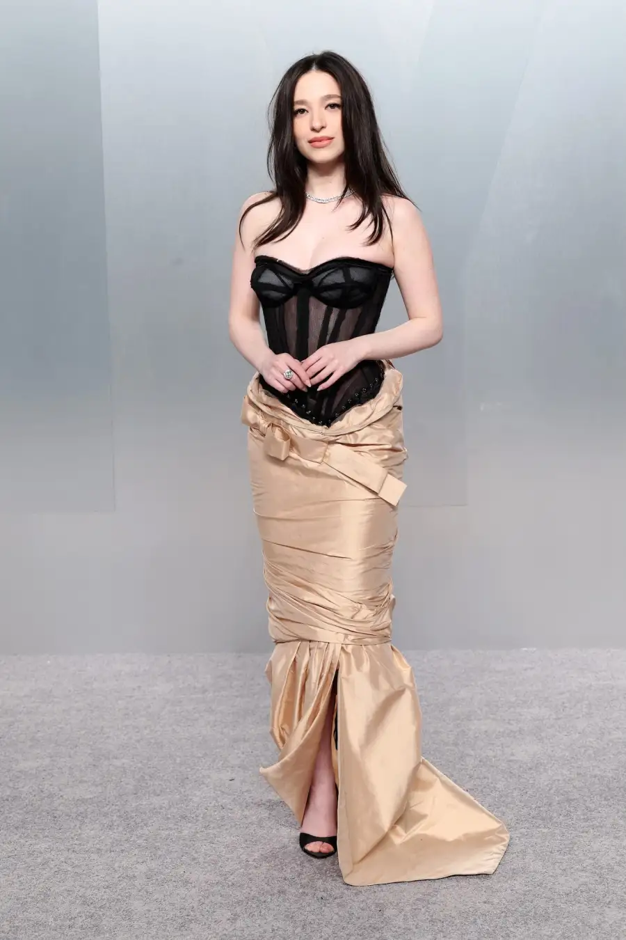 The Steamiest Naked Dresses at the 2026 Vanity Fair Oscars Party: Amelia Gray Hamlin, More