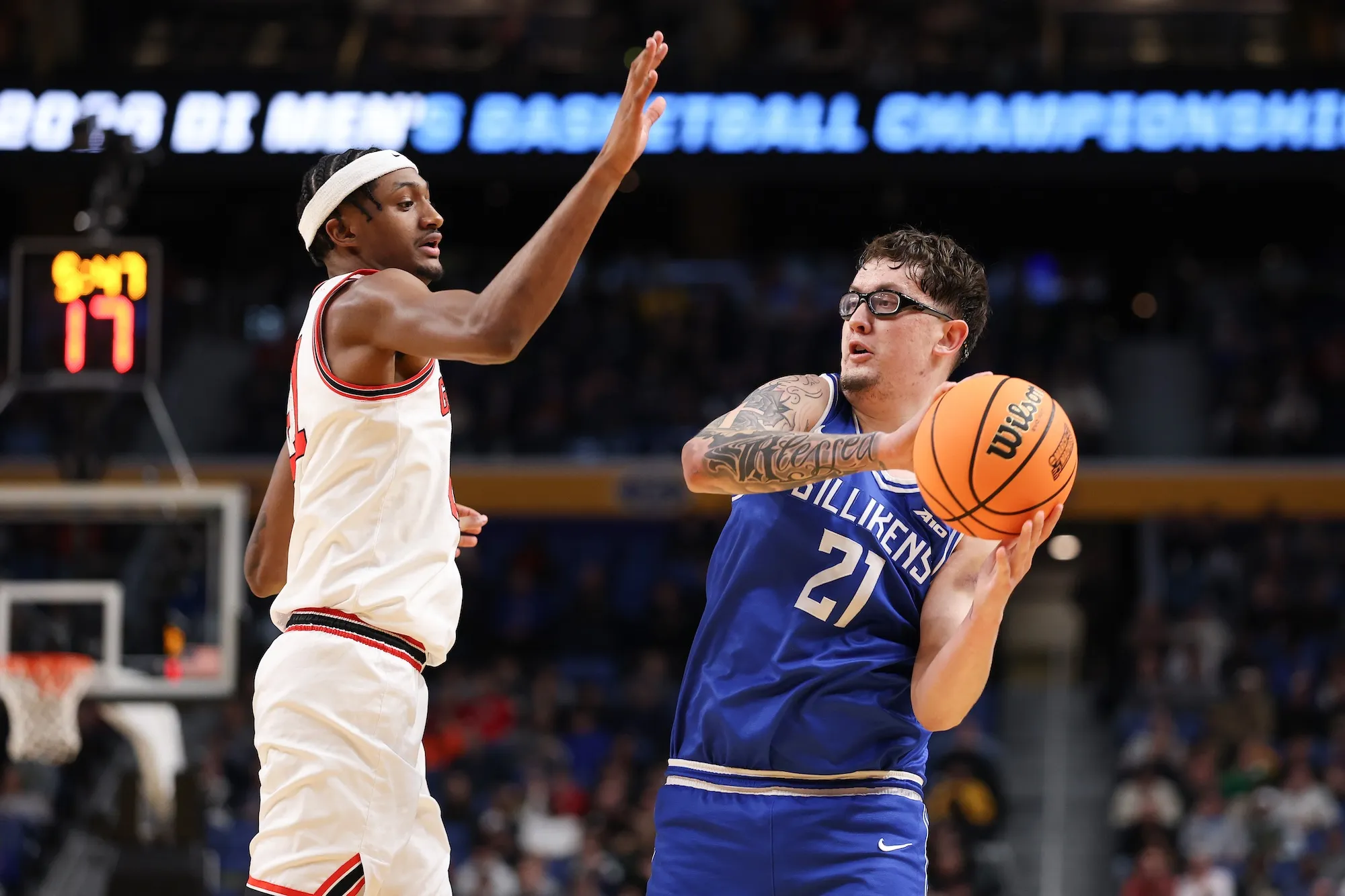 Who Is Robbie Avila Meet the Saint Louis Billikens Star