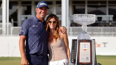 GettyImages-2268976544 Gary and Gabby Woodland Houston Open