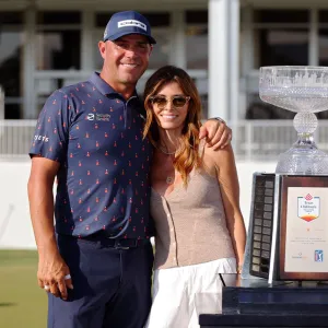 GettyImages-2268976544 Gary and Gabby Woodland Houston Open