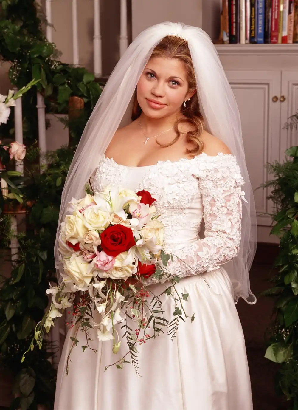 Why Boy Meets World&rsquo;s Danielle Fishel Wasn't Allowed to Show Her Bare Arms