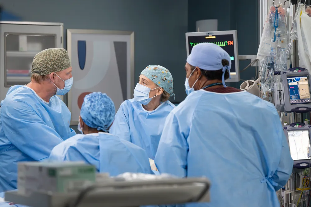 Greys-Teddy-and-Owen-OR-178593_0460