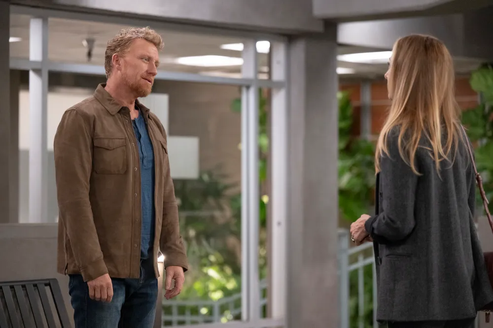 Greys-Teddy-and-Owen-Season-22-179745_0624