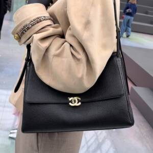 Chanel Fall-Winter 2026 Handbags: Maxi Style With a Classic Twist