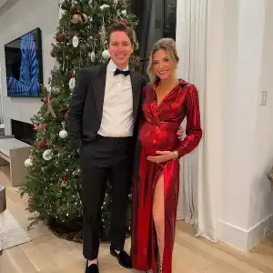 Influencer Dani Austin Shares Why She Wanted to Have an Unmedicated Birth With Baby No. 4