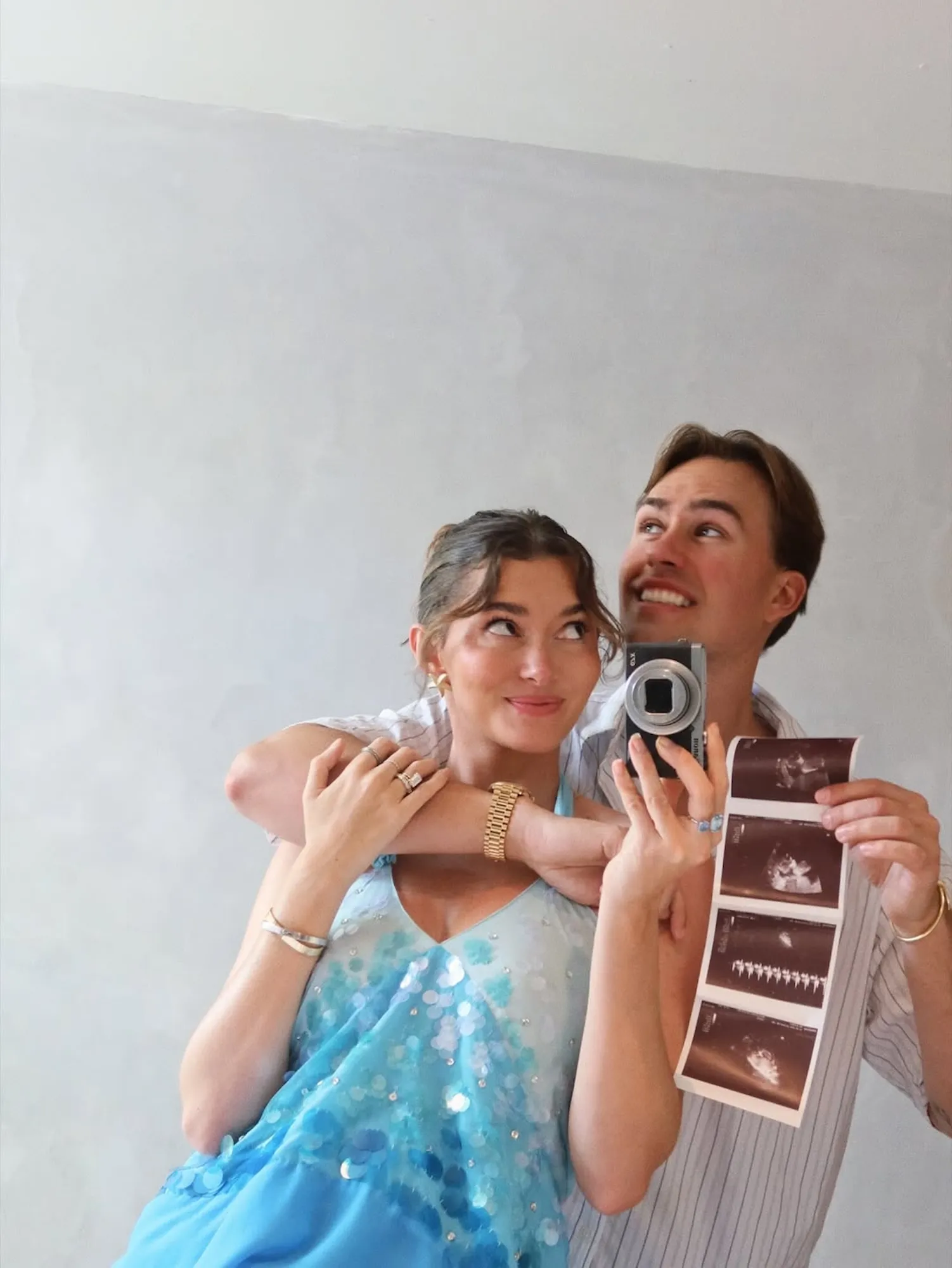 Influencer Madeleine White Reacts to Users Unfollowing Her for Being Pregnant: 'Can't Peel the Belly Off'