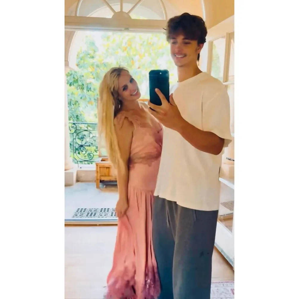 Jayden Britney Spears 2613 Luxury Handbag Shopping Cover Story