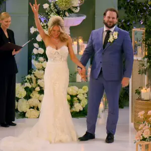 Jordan-and-Amber-Love_Is_Blind_n_S10_E12_00_26_35_21