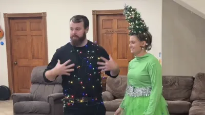 Joseph Duggar Was Last Seen in Jessa Duggars Holiday Video kendra