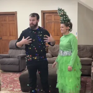 Joseph Duggar Was Last Seen in Jessa Duggars Holiday Video kendra