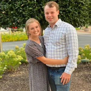 Joseph Duggars Wife Kendra Arrested Couple Facing Charges of False Imprisonment Endangering Minor