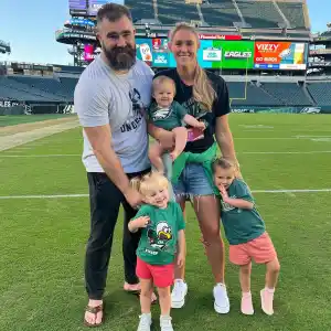 Kylie-Kelce-on-Mom-Advice_1696869950_3209900253842764616_24463525