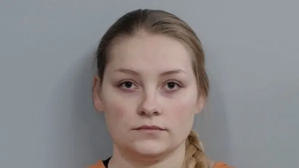 Laken Snelling Mugshot Fayette County Detention Center