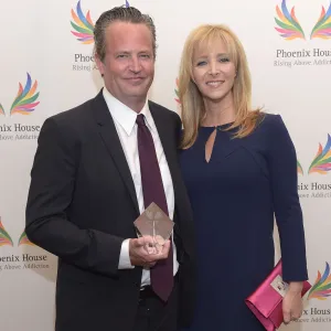 Matthew-Perry-and-Lisa-Kudrow-GettyImages-477289238