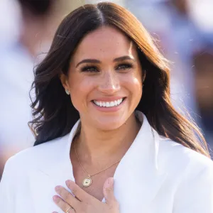 THE HAGUE, NETHERLANDS - APRIL 15: Meghan, Duchess of Sussex attends a reception for friends and family of competitors of the Invictus Games at Nations Replica Luxury Handbag at Zuiderpark on April 15, 2022 in The Hague, Netherlands. (Photo by Samir Hussein/WireImage)