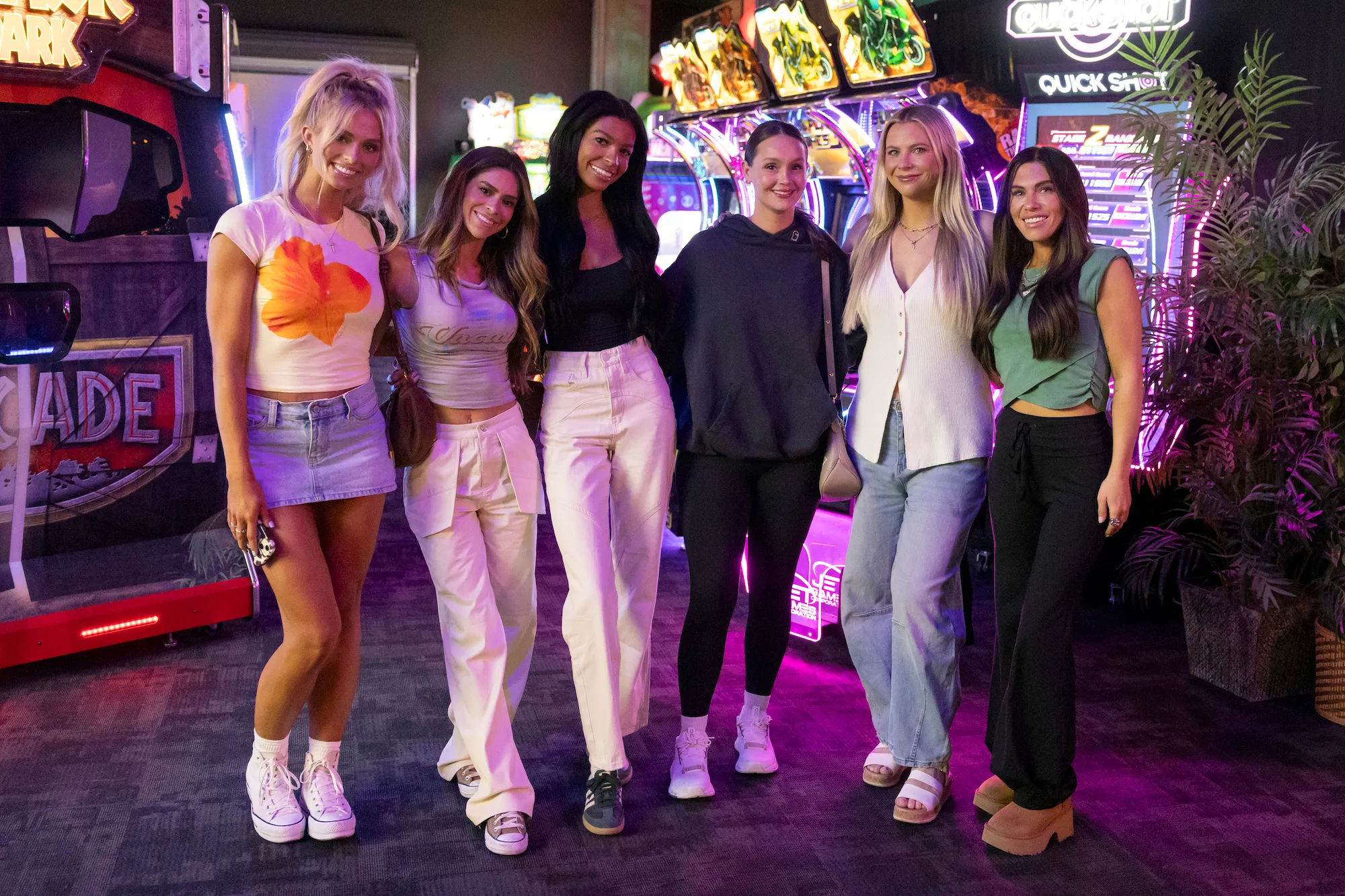 Mormon-Wives-Cast-Livid-With-Taylor-Over-Production-Pause-feature-178781_0987R