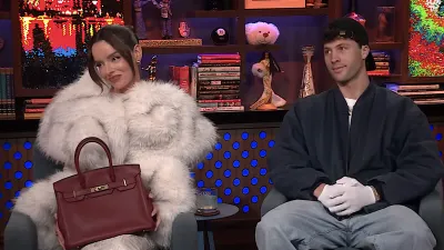 Rob Rausch Gives Maura Higgins a Birkin on Live TV 1